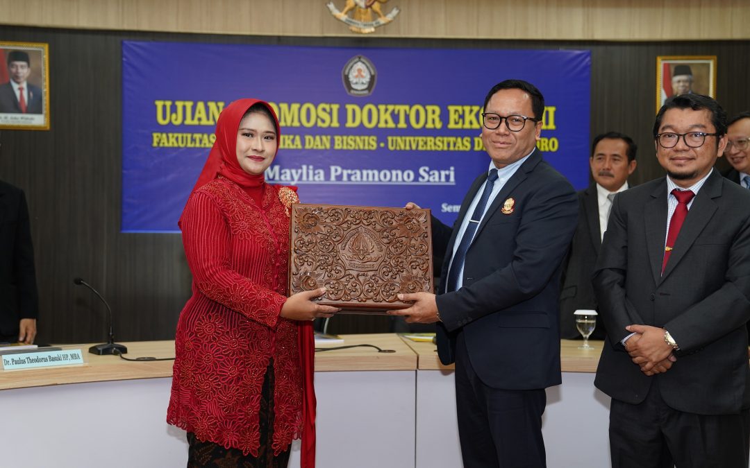 UJIAN PROMOSI DOKTOR: MAYLIA PRAMONO SARI