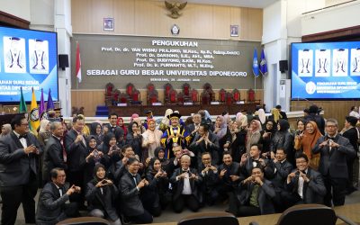 Prof. Dr. Darsono, S.E., AKt, MBA Resmi Dikukuhkan sebagai Guru Besar Fakultas Ekonomika dan Bisnis (FEB) Universitas Diponegoro